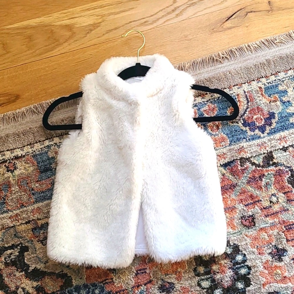 Girls fur vest